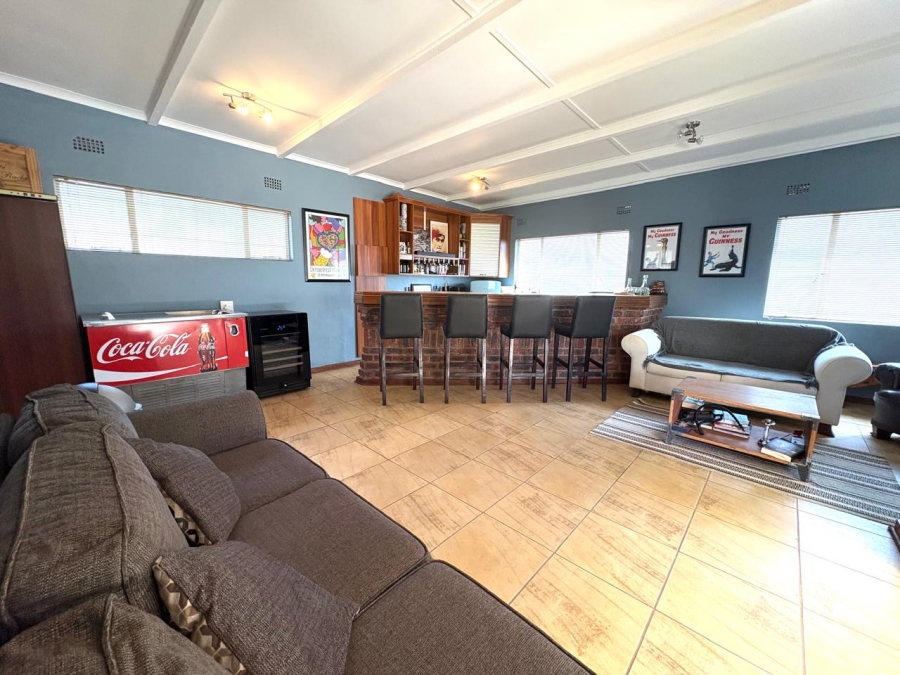 4 Bedroom Property for Sale in St Helena Free State